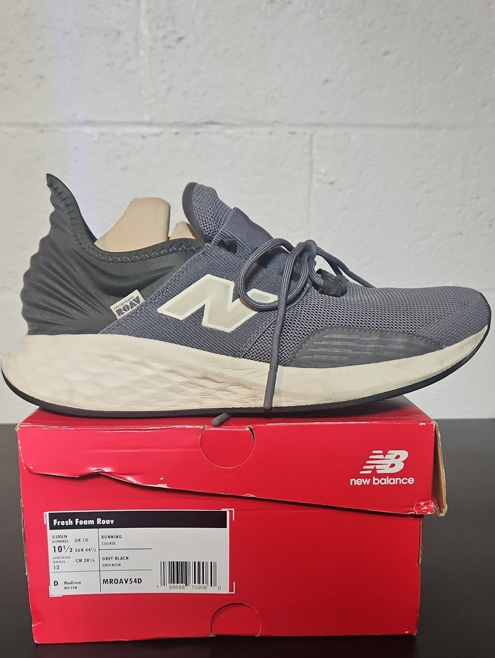 New Balance Men’s Fresh Foam Roav Gray and Black Running Shoe